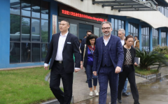 熱烈歡迎意大利圭迪佐洛市市長(zhǎng)一行蒞臨我司參觀！