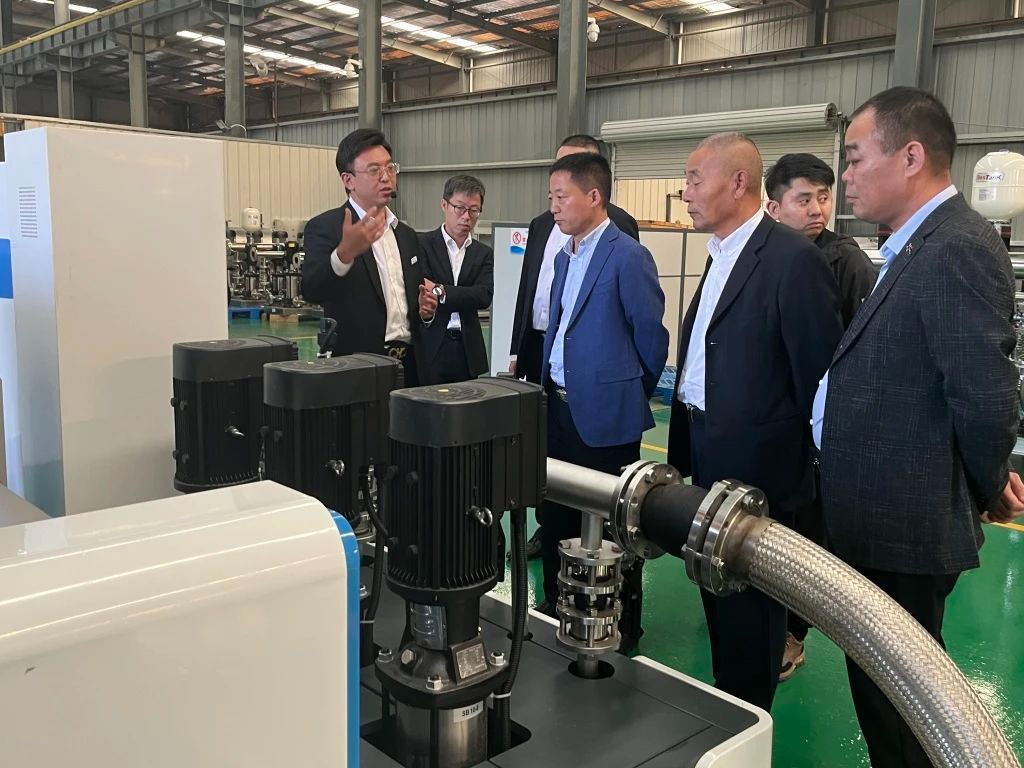 參觀(guān)交流促成長(zhǎng) 篤行致遠(yuǎn)共發(fā)展